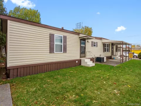 192 Jay St, Dearborn Heights, MI 48127