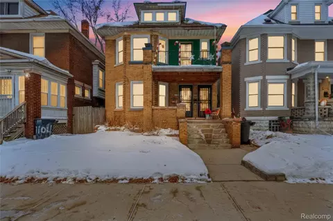 7098 Lafayette Blvd, Detroit, MI 48209