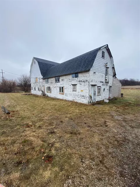 3355 S Lapeer Rd, Metamora, MI 48455
