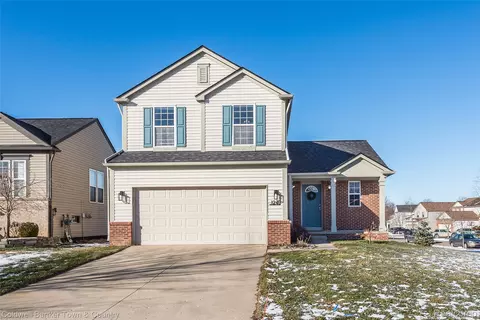1240 Callaway Ct, Oceola, MI 48843