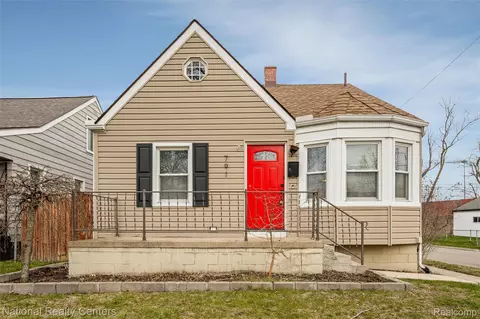 791 Wordsworth St, Ferndale, MI 48220