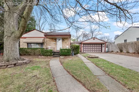 516 E Woodward Heights Blvd, Hazel Park, MI 48030