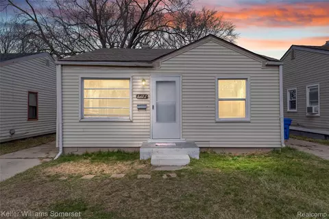 8477 Prospect Ave, Warren, MI 48089