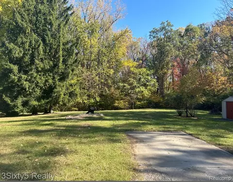 13649 Pardee Rd, Taylor, MI 48180 photo 3