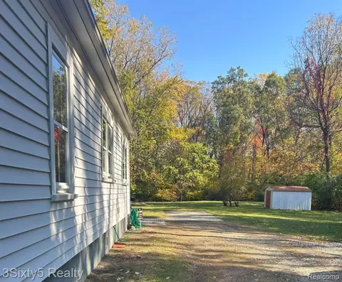 13649 Pardee Rd, Taylor, MI 48180 photo 4