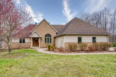 6400 Sober Rd, Conway, MI 48836