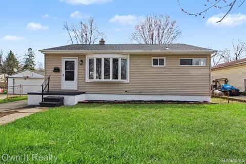 1555 Levona St, Ypsilanti, MI 48198
