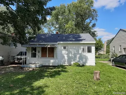 3922 Herrick St, Flint, MI 48532