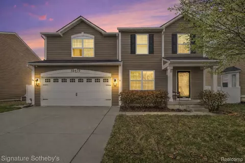 50419 Corey Ave, Chesterfield, MI 48051
