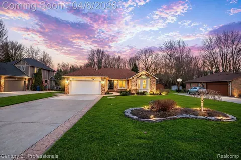 38310 Westchester Rd, Sterling Heights, MI 48310