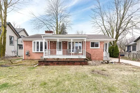 310 Yerkes St, Northville, MI 48167
