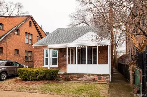 17136 Birchcrest Dr, Detroit, MI 48221