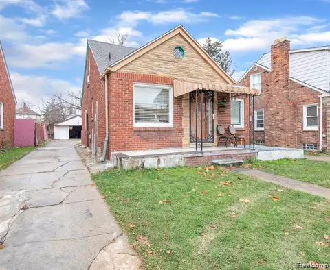6839 Rosemont Ave, Detroit, MI 48228