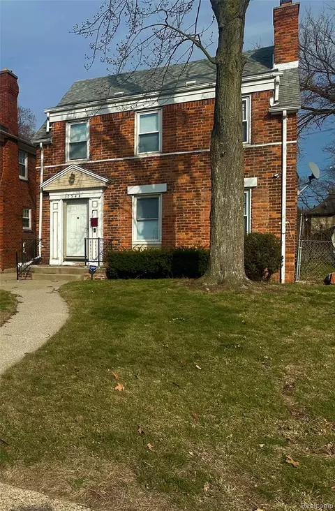 17544 Woodingham Dr, Detroit, MI 48221