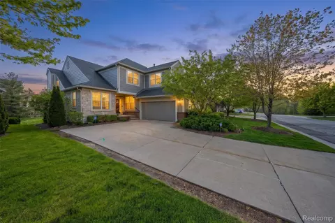 3805 W Winding Brook Cir #22, Rochester Hills, MI 48309