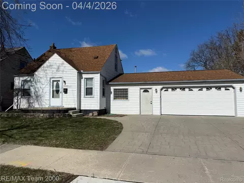 1620 Pingree Ave, Lincoln Park, MI 48146