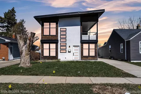 51 E Shevlin Ave, Hazel Park, MI 48030