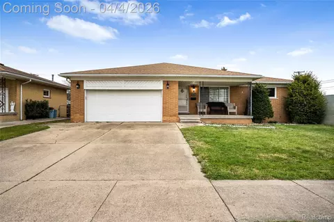 7117 N Evangeline St, Dearborn Heights, MI 48127
