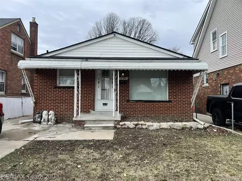 7639 Faust Ave, Detroit, MI 48228