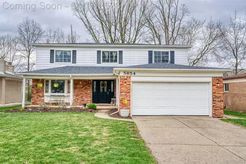 5854 Willow Creek Dr, Canton, MI 48187