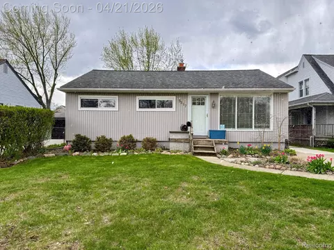 3317 Normandy Rd, Royal Oak, MI 48073