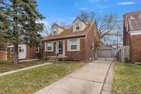 4137 Duplex Ave, Lincoln Park, MI 48146