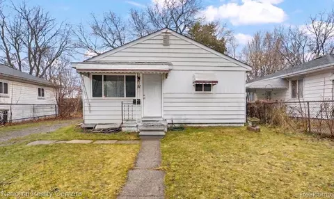 37 E Brooklyn Ave, Pontiac, MI 48340