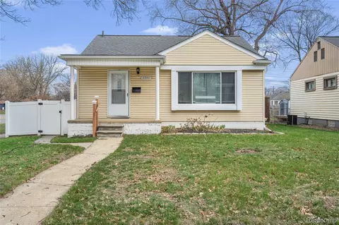 31344 Rosslyn Ave, Garden City, MI 48135