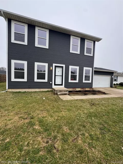 3065 Wild Orchid Ln, Burton, MI 48519