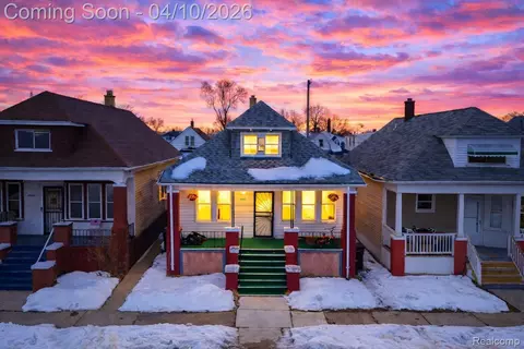 12624 Charest St, Hamtramck, MI 48212