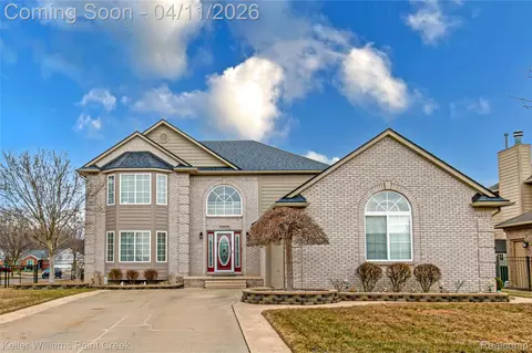 51688 Rivard Rd, New Baltimore, MI 48047