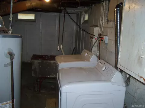 Other - 413 E Hemphill Rd, Flint, MI 48507 photo 12 of 13