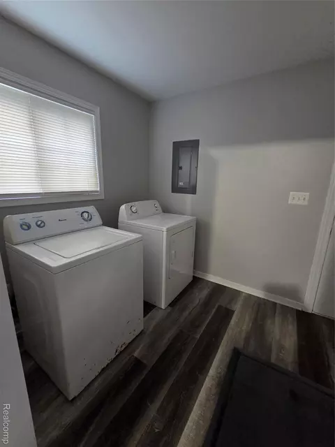Other - 5852 Beech Daly Rd, Taylor, MI 48180 photo 2 of 5