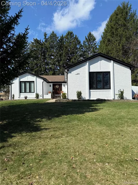 53375 Bunny Ln, Shelby Township, MI 48316