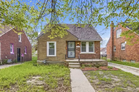 12051 Wayburn St, Detroit, MI 48224