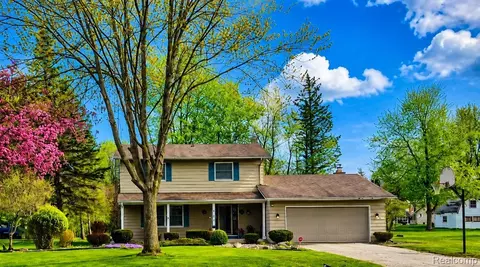 6103 Trenton Dr, Flint, MI 48532