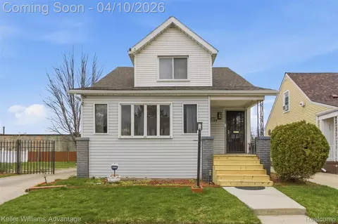 10388 Cedarlawn St, Detroit, MI 48204