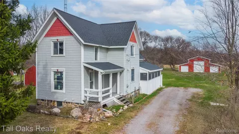 3143 S Oak Rd, Davison, MI 48423