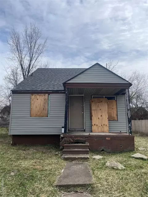 12112 Findlay St, Detroit, MI 48205