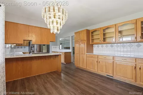 Kitchen - 28800 Sibley Rd, Huron, MI 48174 photo 5 of 5
