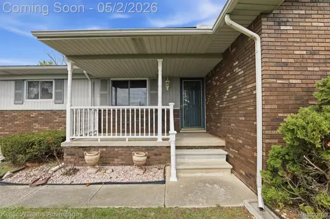 Exterior - 28800 Sibley Rd, Huron, MI 48174 photo 1 of 5