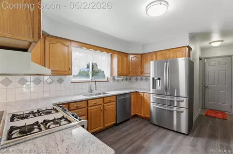 Kitchen - 28800 Sibley Rd, Huron, MI 48174 photo 1 of 5