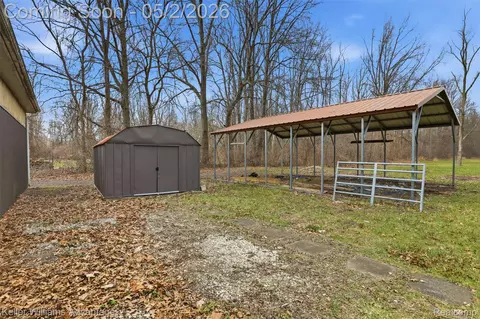 Exterior - 28800 Sibley Rd, Huron, MI 48174 photo 5 of 5