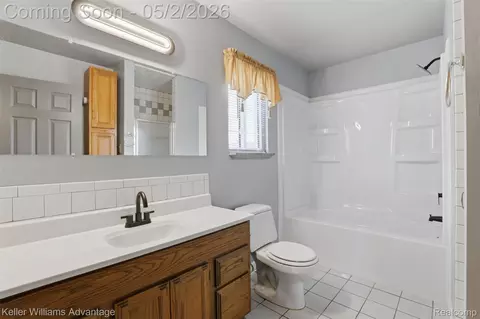 Bath - 28800 Sibley Rd, Huron, MI 48174 photo 2 of 5