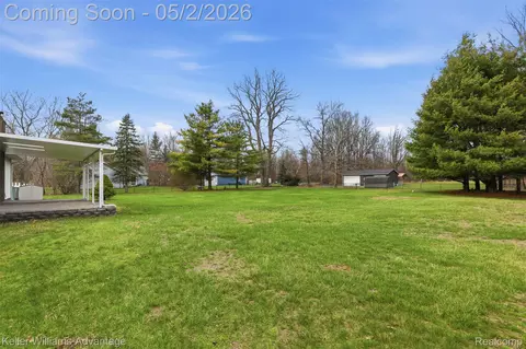 Exterior - 28800 Sibley Rd, Huron, MI 48174 photo 4 of 5