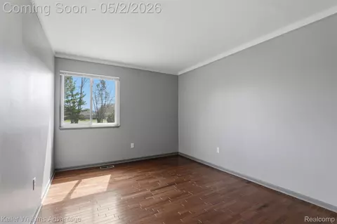 Bedroom - 28800 Sibley Rd, Huron, MI 48174 photo 2 of 4