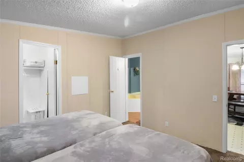 Bedroom - 13499 Heritage St, Ash, MI 48117 photo 2 of 5