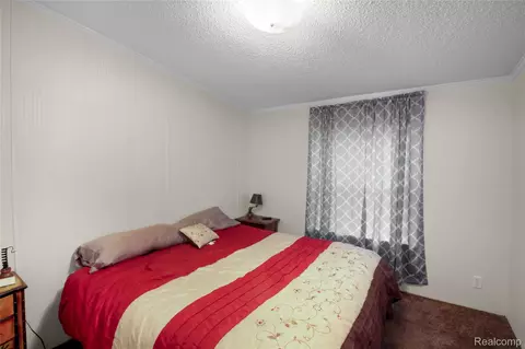 Bedroom - 13499 Heritage St, Ash, MI 48117 photo 3 of 5