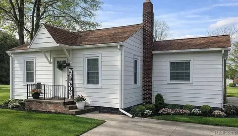 3030 W Newark Rd, Lapeer, MI 48446