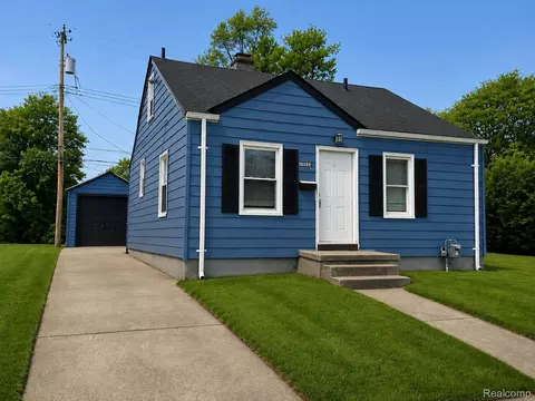 15389 Dixie, Redford, MI 48239